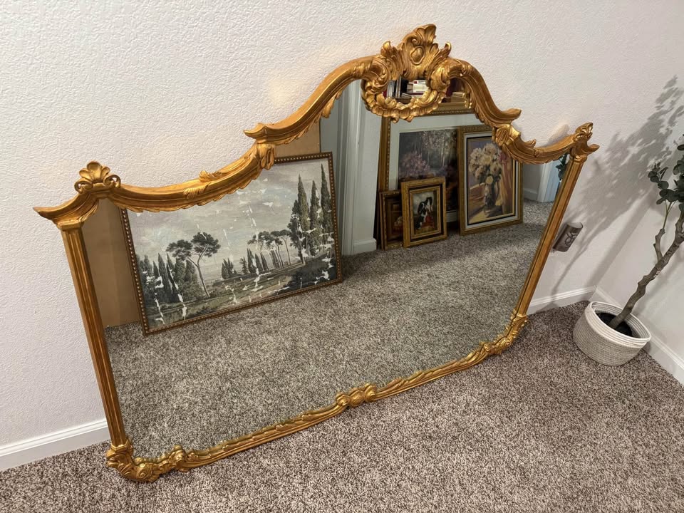 Large Vintage LaBarge Louis XV–Style Gilt Wood Mirror, Made in Italy